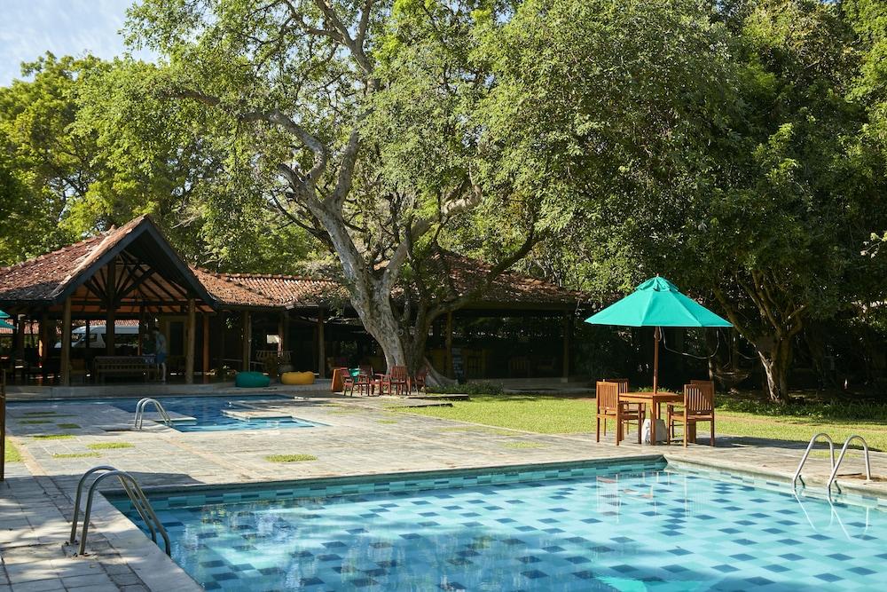 Hotel Sigiriya Сигирия