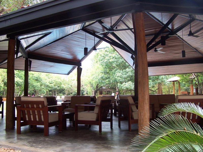 Hotel Sigiriya Отель Сигирия
